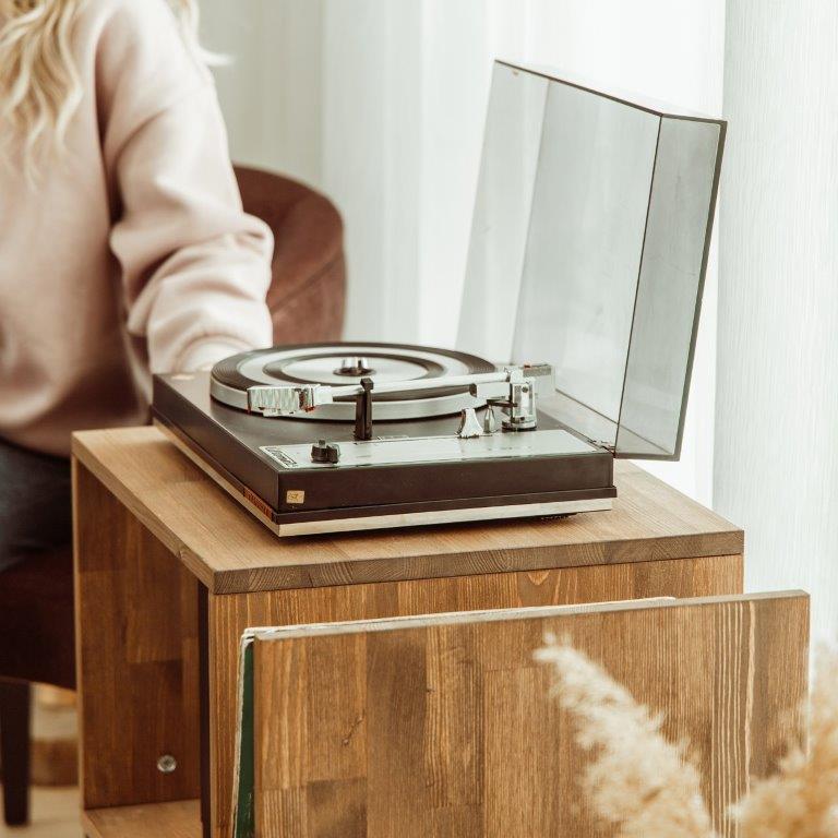 Tengu MCM Record Player Stand With Storage.Vinyl Record Player Stand With Storage & Turntable Stand
