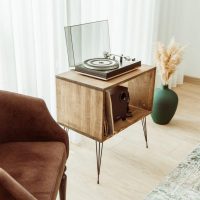 Griffin Record Player Stand & Cabinet.Mid Century Vinyl Record Player Stand With Storage